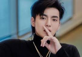 Wu yi fan (chinese:吴亦凡, pronounced ǔ î fân; 6park Com å´äº¦å‡¡å½»åº•ç¿»è½¦ éƒ½ç¾Žç«¹æŽ¥å—é‡‡è®¿ å¦è¨€è‡ªå·±æ›¾è¢«å´äº¦å‡¡çŒé†‰