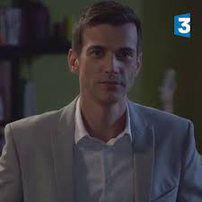 Les producteurs de plus belle la vie tentent de tenir chaque soir en haleine les téléspectateurs avec des rebondissements en série chez leurs personnages. Plus Belle La Vie Florian Et Thomas 7 Ans Plus Tard Facebook