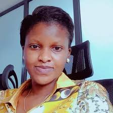 Odogwu no be guy name😍😍💯💯 If you let this shoe pass you by... me sef go  cry for you Shoes look similar but the difference is in the sole, some are  higher