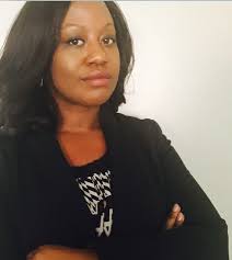 Lauren Haggerty (@dailybarrister)