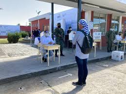 Jun 14, 2021 · aplastante derrota de la derecha de piñera en primeras votaciones para elegir gobernadores en chile 14 junio, 2021 los resultados de las históricas primeras elecciones de gobernadores en chile significan un duro revés para las aspiraciones del presidente chileno, sebastián piñera, de cara a las elecciones presidenciales y legislativas. Ecuatorianos En Chile No Podran Votar El 11 De Abril Debido Al Confinamiento Por La Pandemia Politica Noticias El Universo