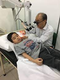 Sejak kecil anak sudah harus dapat mendengarkan semua suara dari berbagai jenjang. Ily S A Visit To Ent Clinic