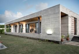 Maybe you would like to learn more about one of these? Casa Con Fachadas De Hormigon Visto Fuerte En Presencia Y Sutil En Diseno Diseno Vip