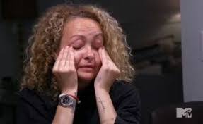 Roxanne Palacios's Instagram, Twitter & Facebook