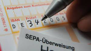 Ab dem 01.04.2021 werden sie halt nicht mehr „verzinst (0.01% haha) außerdem kann man bei beantragung des tagesgeldkontos 1 oder mehrere visa konten angeben, die dann automatisch gekündigt. Iban Und Bic Mussen Bei Uberweisungen Ab Februar Verwendet Werden Der Spiegel