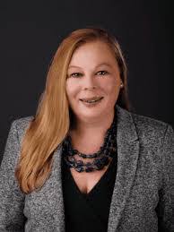 Suzanne Pilcher's Instagram, Twitter & Facebook