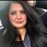 Elizabeth Deniz's Instagram, Twitter & Facebook