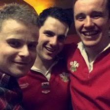 Daniel Phillips (@carwyngolden)