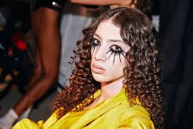 Your (virtual) backstage pass to fashion in motion: harris reed