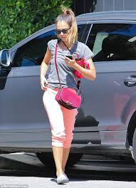 Jessica Alba Flits To The Gym For Gut Busting Workout In Pink And Grey Exercise Gear Daily Mail Online Born april 28, 1981) is an american actress and businesswoman.
