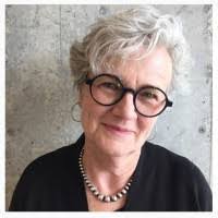 Susan Patton's Instagram, Twitter & Facebook