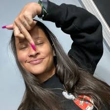 Deb Freeman (@audiophilegirl)