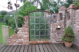 Bildergebnis Fur Ruinenmauer Sichtschutz Steinmauer Garten Gartenmauer Ruinenmauer