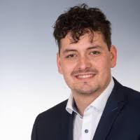 80+ Profile mit dem Suchbegriff „Cornely“