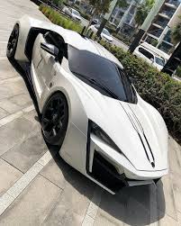Voiture De Luxe Entrepreneur A Succes Millionnaire Mindset En 2020 Voitures De Luxe Voiture Sportive Voiture