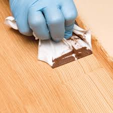 Choose an acrylic primer that is suitable for the surface you are working on: How To Create A Faux Wood Grain Finish Old House Journal Magazine