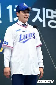 은퇴 후 가업을 잇겠다며 2010년부터 경복중학교 코치를 맡고 있다. ê°• ë°±í˜¸ ìž¡ì€ ì•„ê¸°ì‚¬ìž ì›íƒœì¸ 3ë…„ì°¨ ë²Œì¨ 0ì ëŒ€ ë°©ì–´ìœ¨ì´ ëˆˆì•ž ë°•ì¤€í˜•ì˜ Zzoom