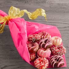 Shop these perfect cheap valentine's day gift ideas because it's the thought that counts — not the price tag. Gender Neutral Valentine S Day Gifts Stuff We Love Tlc Com