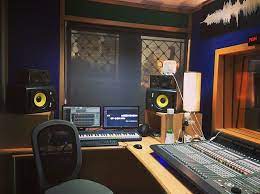 An Awesome Mixer In This Studio Running Fl Studio By Konnektedstudios Musicproducer Musicstudio Studio Music Studio Music Producer