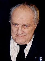 It's a story (in a form of a mosaic of short episodes and pictures) about the sadness and happiness of inhabitants of kersko (kersko is a small woody area full of cottages and roods). Jiri Krejcik Lide Ceska Televize