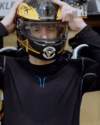 The Bold Penguin Helmet Goes to Evgeni Malkin