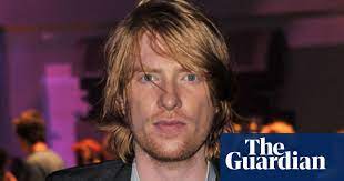 Domhnall gleeson and merritt wever are exes on the lam in new comedy series. Domhnall Gleeson Handsome Is Not Really Where I M At Domhnall Gleeson The Guardian
