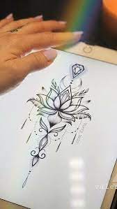 Lotus Flower Tattoo Designs 30 Vorlagen Portal Tips Tattoos S Sternum Tattoo Design Tattoos Trendy Tattoos