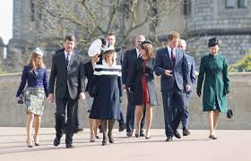 The Queen Remembers Her Mother And Sister At On The 10th Anniversary Of Their Deaths Hello