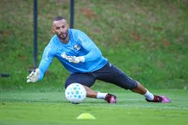 Weverton vive expectativa por convocação para a Copa do Mundo: "Momento mais especial"