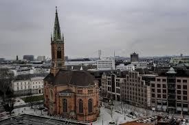 Frühjahrssynode zwischen pflegenotstand und zukunftsplanung. Evangelische Kirche Im Rheinland Hat Neuen Prases