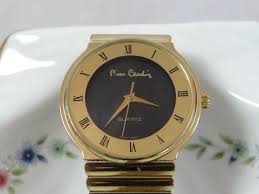 Perfect for the fashionable men and women of today. Pin On Vintage Jewelry