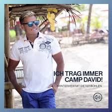 Modisch geht es gerade bei den kandidaten/innen jedoch bisher noch das eine oder andere mal ziemlich in die hose, während dieter seiner linie treu. ØµØ§Ù„ÙˆÙ† ØªØ­Ø¯ÙŠØ« Ø¬Ø±Ø¹Ø© Camp David Hemd Weiss Dieter Bohlen Outofstepwineco Com
