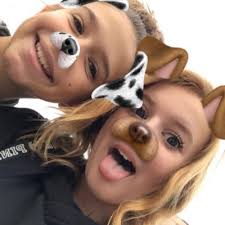 Ella Saunders (@Ella_Saunders_)