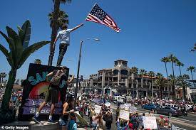 Tequila Flows At Rowdy Mexican Bar In Orange County Amid Defiance At California Stay At Home Order Daily Mail Online