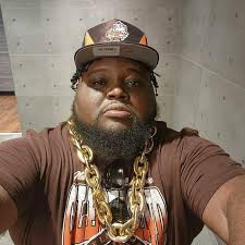 Earl Penn (@pennsmedicaltransport) • Instagram photos and videos