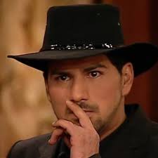 Aníbal Guerrero (@xAnibalGx)