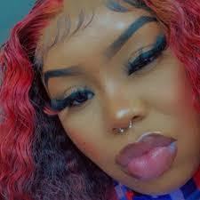 Shelley Black's Instagram, Twitter & Facebook