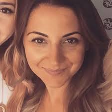 살면서 본적 없는 아내를 찾고 있습니다 😂 베프