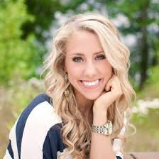 Leah Norman (LeahMarieNorman)