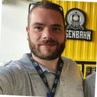 50+ perfis com “Rubio”