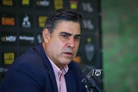 Mecenas do galo, rubens menin promete investimento ainda maior em 2021 e enche a bola da arena mrv. Galo Pega R 200 Mi Emprestado E Faz Gestao Conjunta Com Menin