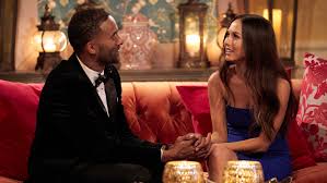 The official facebook page for abc's the bachelor! Abigail Heringer S First Impression Rose From The Bachelor Matt James