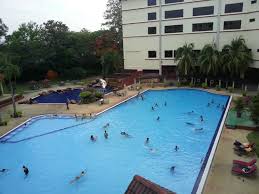 Oyo 89820 sp berlian inn. Many Guests Seemed To Enjoy Swimming In The Pool Picture Of Swiss Inn Sungai Petani Tripadvisor
