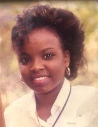 Leslie Hardy's Instagram, Twitter & Facebook