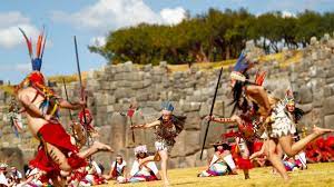 La ancestral ceremonia inca al dios sol, que congregaba cada 24 de junio a miles de turistas en la ciudad de cusco, se celebrará sin público por segundo año consecutivo debido a la pandemia, informó el sábado el gobierno peruano. Tmfe9xarmf3u M