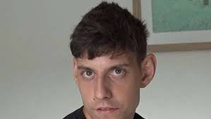 Sanktionen werden verhängt – Pascal sieht sich äußerst schweren  strafrechtlichen Anklagen gegenüber.