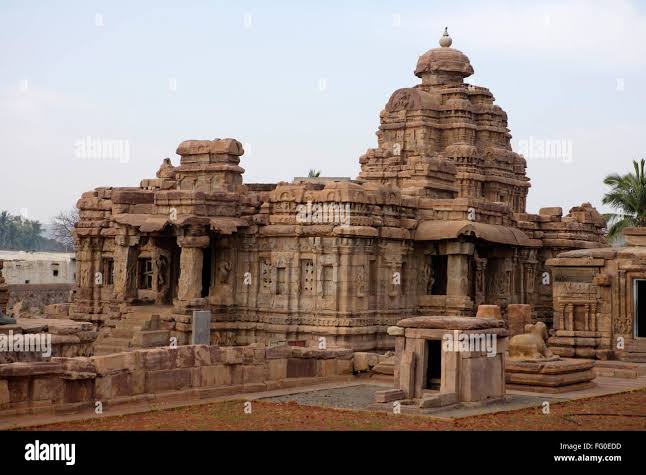 Mallikarjuna Temple , Pattadakal , UNESCO World Heritage site, Chalukya Bagalkot , Deccan plateau, Karnataka Stock Photo - Alamy