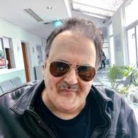 60+ "Beto Casares" profiles