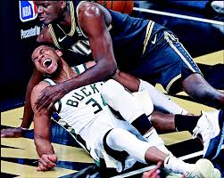 Giannis antetokounmpo will miss the next two games with a minor joint capsule sprain. L0n E41z5ja7xm