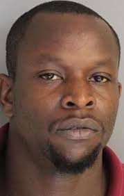 Cops: Pound of weed found in car